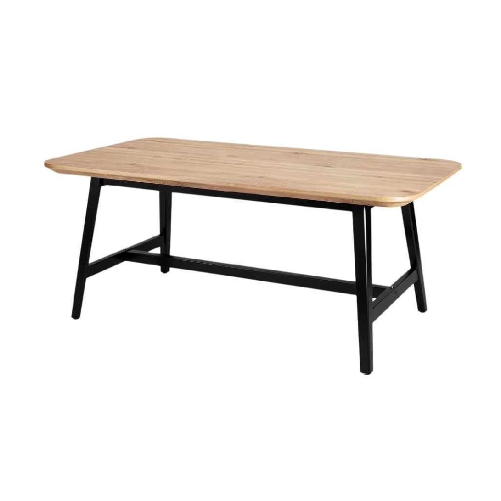 **Table en bois avec pieds en métal**